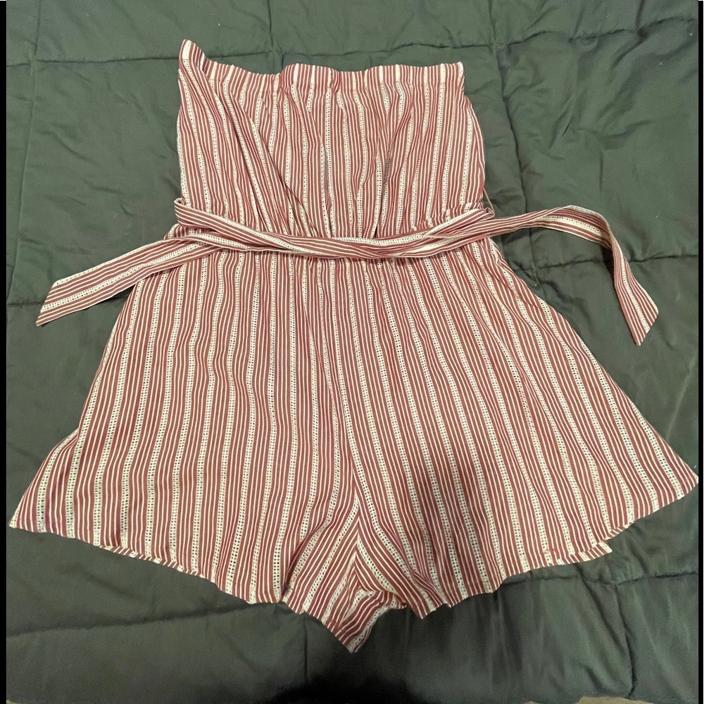 jenn & jo women’s red strapless romper Size L